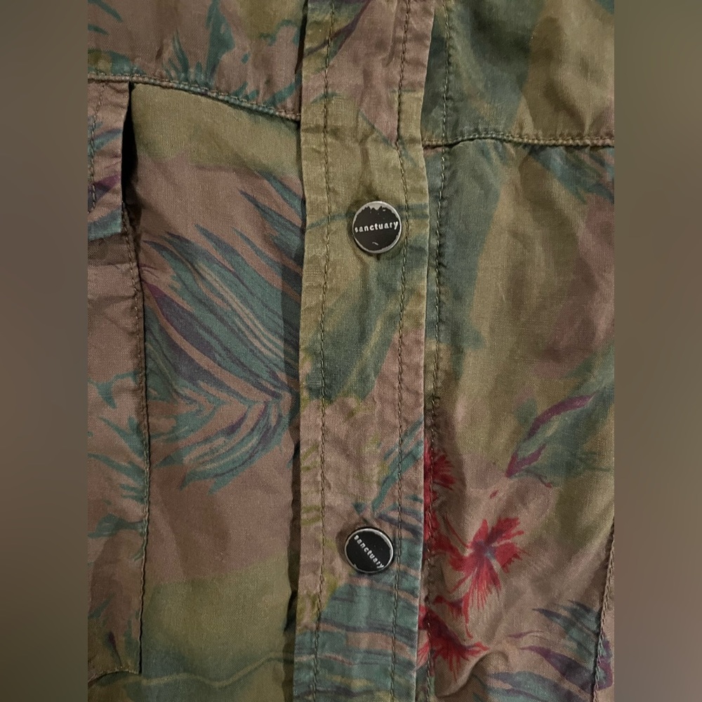 Sanctuary green floral snap front shirt long sleeve tunic top oversized Sz small - Picture 3 of 11